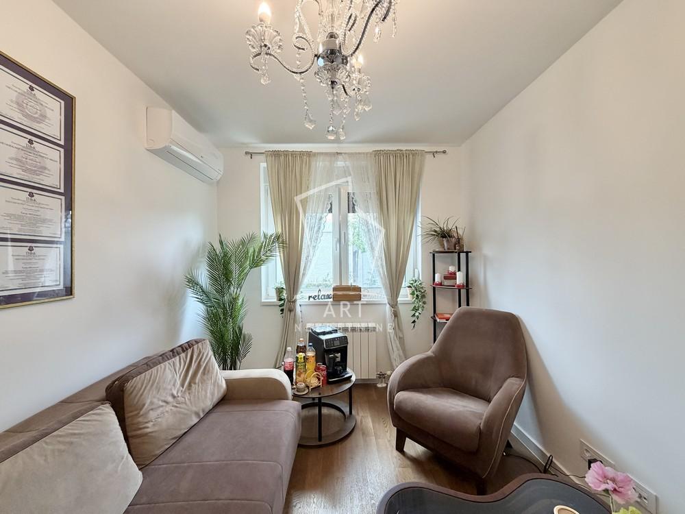 Stan na prodaju u Beogradu, Zemun, troiposoban, 94m2, cena 340000 evra