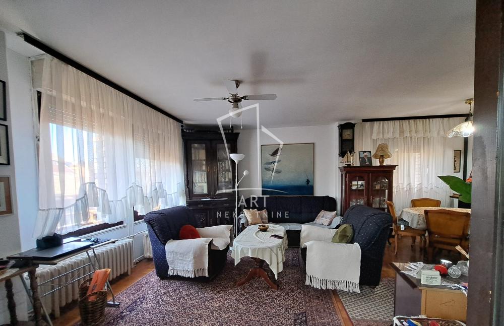 Stan na prodaju u Beogradu, Čukarica, dvosoban, 58m2, cena 190000 evra