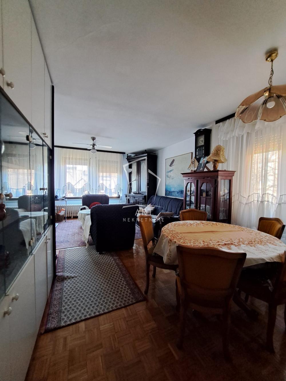 Stan na prodaju u Beogradu, Čukarica, dvosoban, 58m2, cena 190000 evra