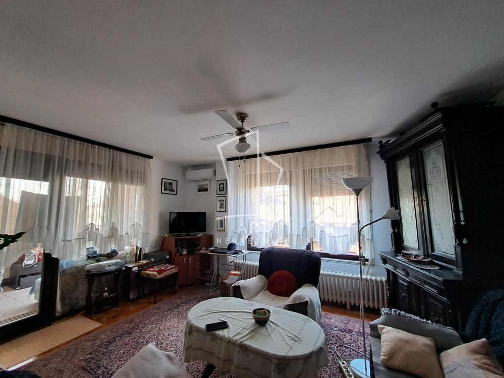 Stan na prodaju u Beogradu, Čukarica, dvosoban, 58m2, cena 190000 evra