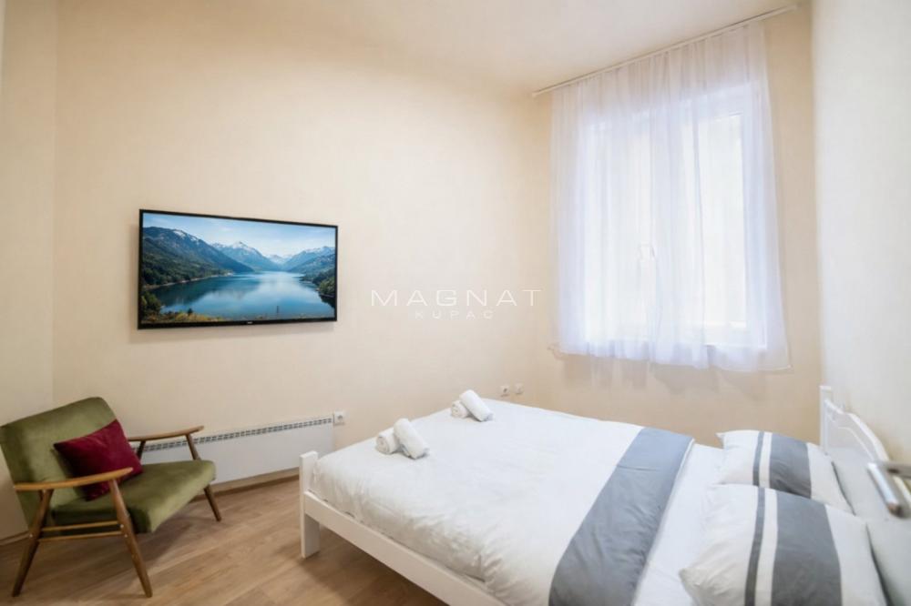 Stan na prodaju u Beogradu, Stari grad, troiposoban, 91m2, cena 389000 evra