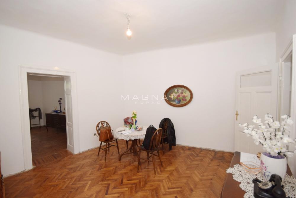 Stan na prodaju u Beogradu, Stari grad, trosoban, 87m2, cena 289900 evra