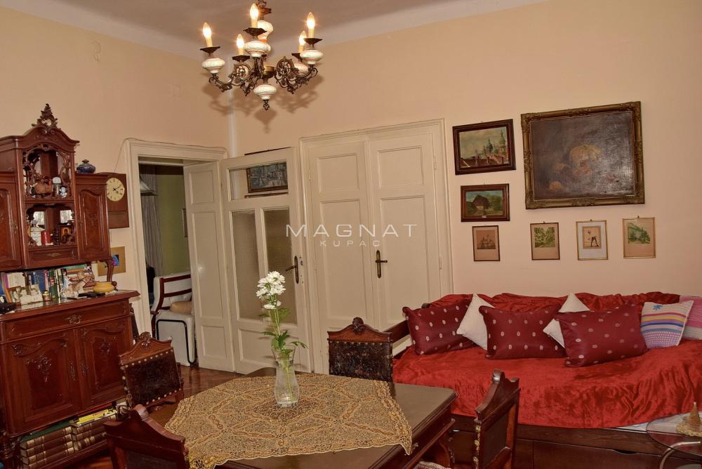 Stan na prodaju u Beogradu, Stari grad, cetvorosoban, 90m2, cena 330000 evra