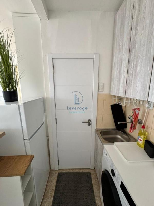 Stan na prodaju u Beogradu, Banovo brdo, jednosoban, 21m2, cena 98500 evra