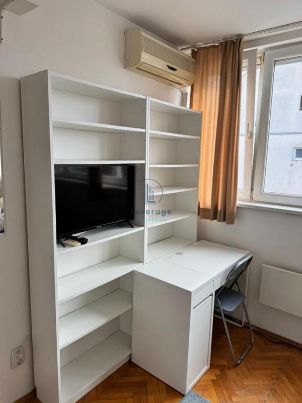 Stan na prodaju u Beogradu, Banovo brdo, jednosoban, 21m2, cena 98500 evra