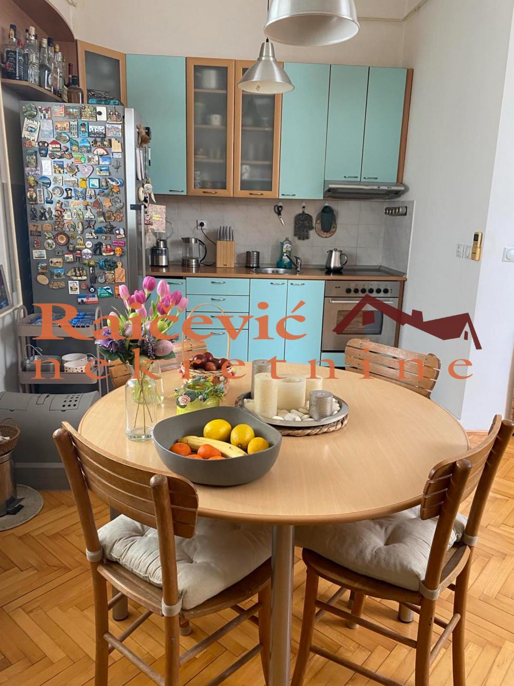 Stan na prodaju u Beogradu, Zeleno brdo, jednoiposoban, 38m2, cena 125000 evra