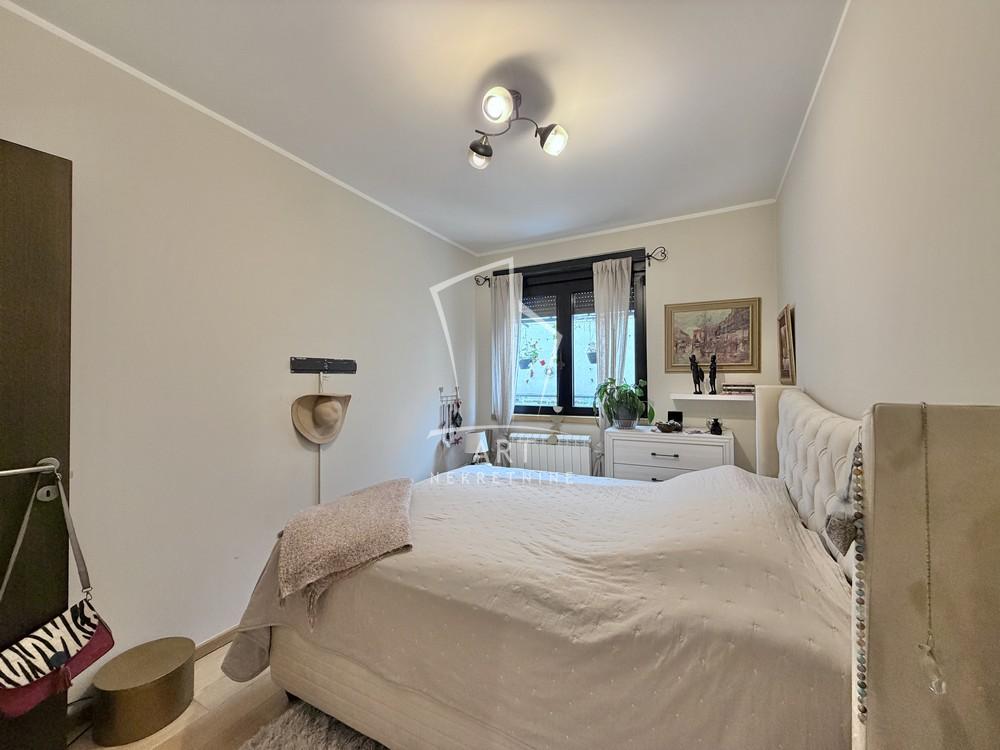 Stan na prodaju u Beogradu, Pašino brdo, dvoiposoban, 49m2, cena 230000 evra