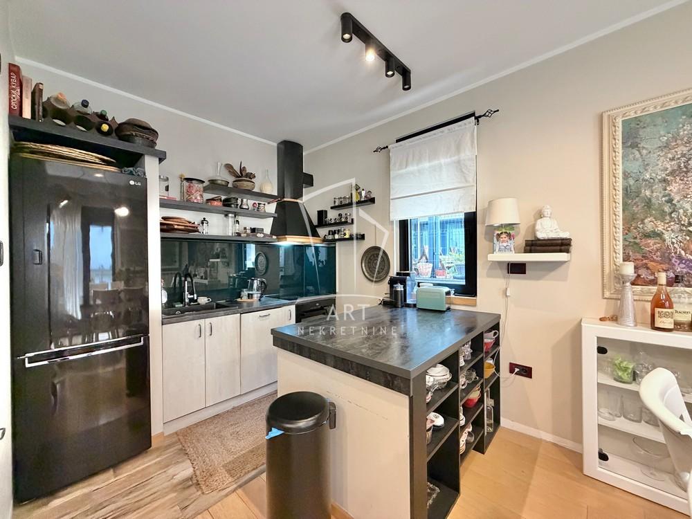 Stan na prodaju u Beogradu, Pašino brdo, dvoiposoban, 49m2, cena 230000 evra