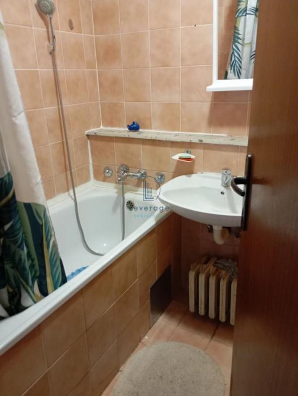 Stan na prodaju u Beogradu, Višnjička banja, trosoban, 67m2, cena 185000 evra