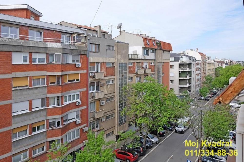 Stan na prodaju u Beogradu, Kalenić pijaca, dvosoban, 55m2, cena 249000 evra