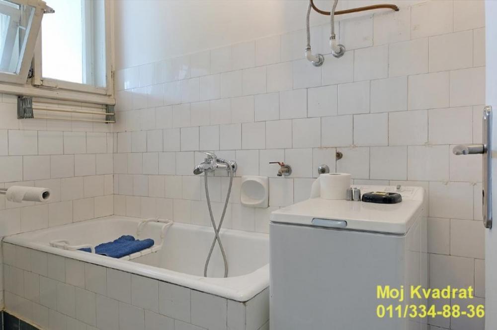 Stan na prodaju u Beogradu, Kalenić pijaca, dvosoban, 55m2, cena 249000 evra