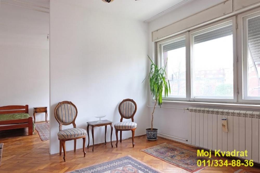 Stan na prodaju u Beogradu, Kalenić pijaca, dvosoban, 55m2, cena 249000 evra