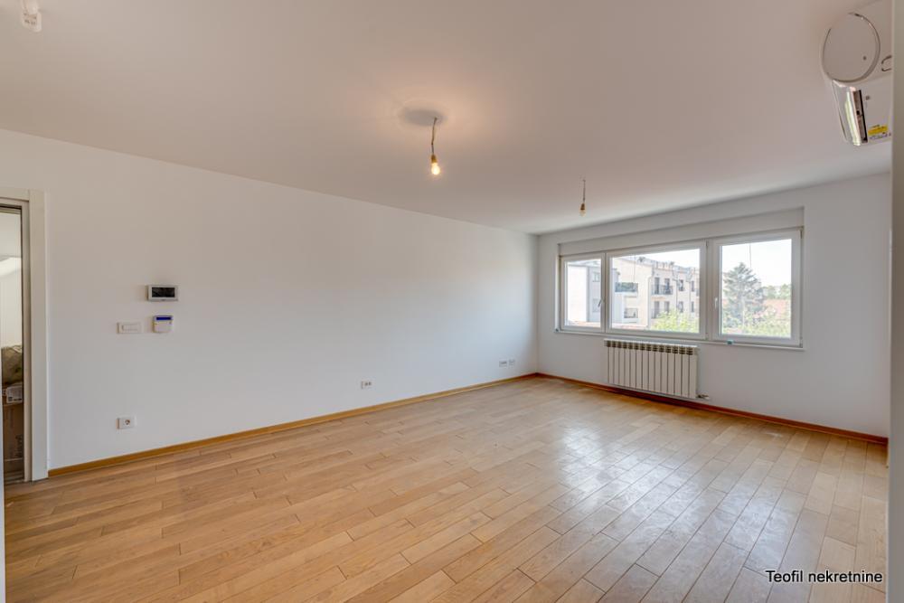 Stan na prodaju u Beogradu, Šumice, trosoban, 66m2, cena 277000 evra