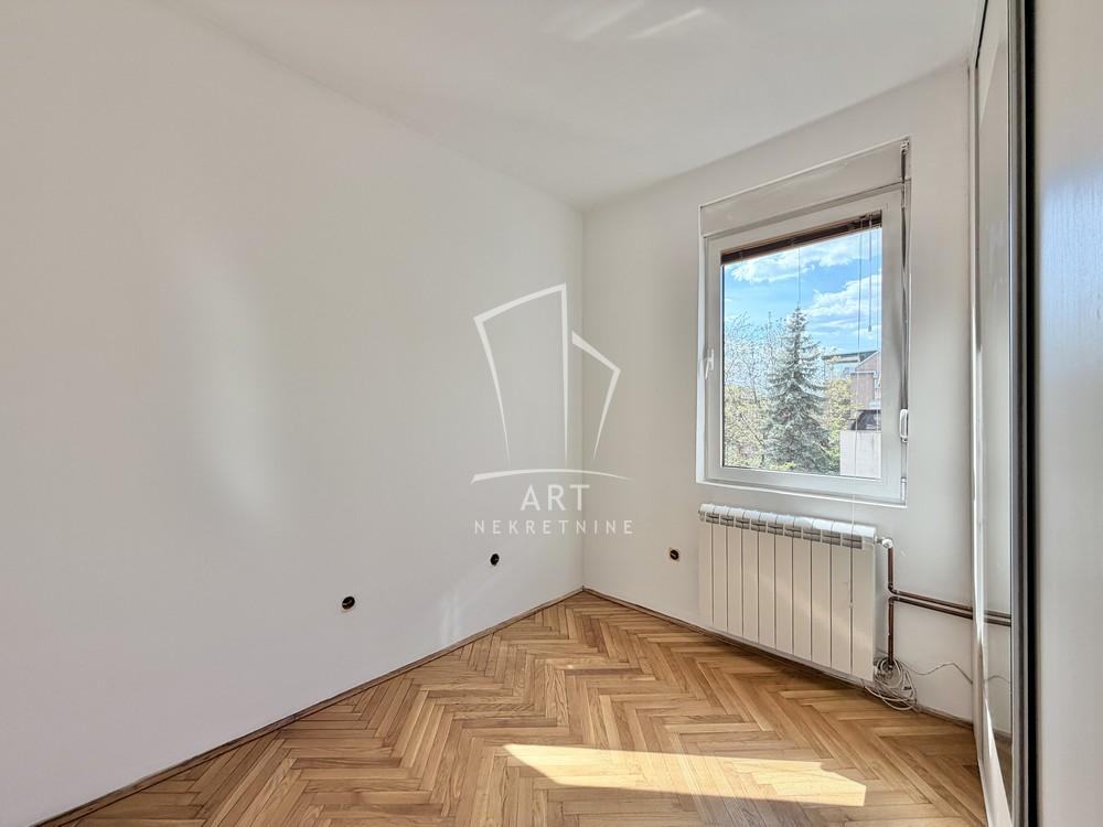 Stan na prodaju u Beogradu, Zvezdara, dvosoban, 42m2, cena 207000 evra