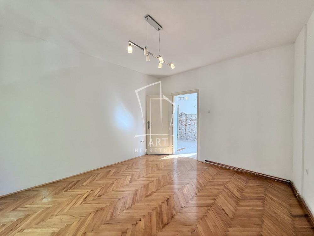 Stan na prodaju u Beogradu, Zvezdara, dvosoban, 42m2, cena 207000 evra