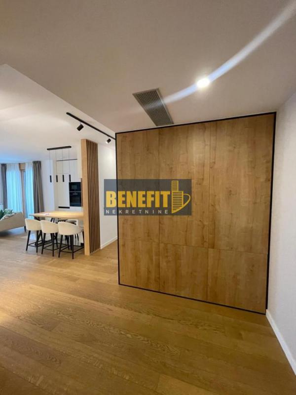 Stan na prodaju u Beogradu, Savski venac, cetvorosoban, 108m2, cena 710000 evra