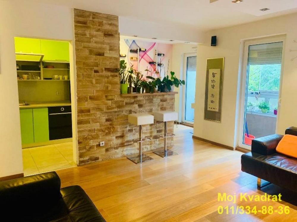 Stan na prodaju u Beogradu, Mirijevo, trosoban, 70m2, cena 204000 evra