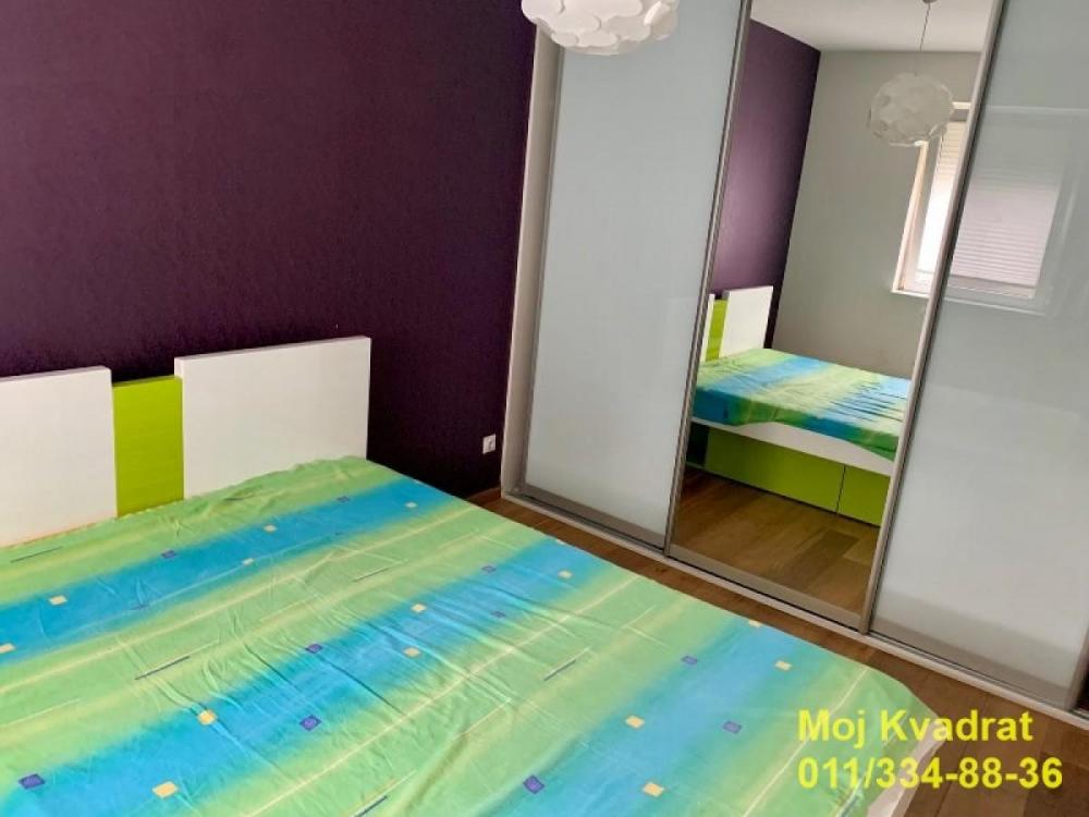 Stan na prodaju u Beogradu, Mirijevo, trosoban, 70m2, cena 204000 evra