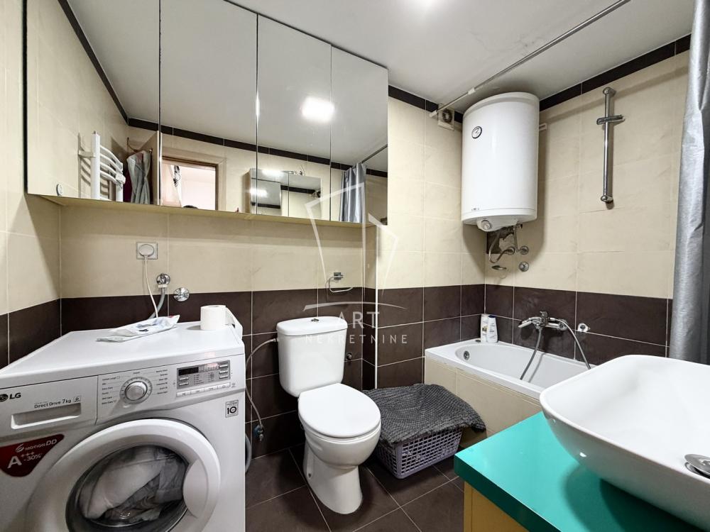 Stan na prodaju u Beogradu, Zvezdara, dvoiposoban, 67m2, cena 204000 evra