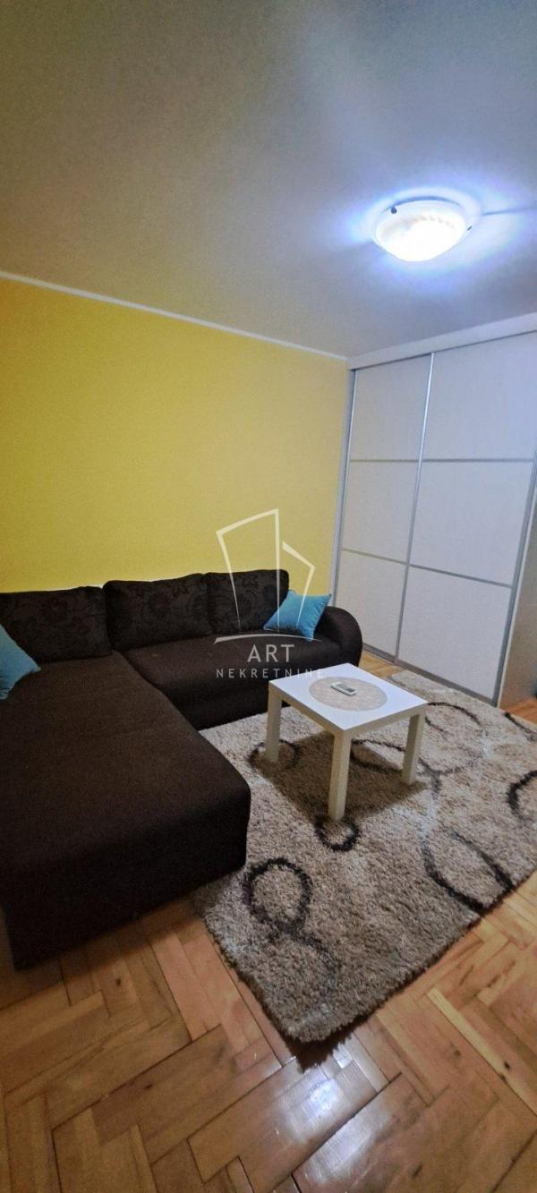 Stan na prodaju u Beogradu, Mirijevo, 28m2, cena 82000 evra