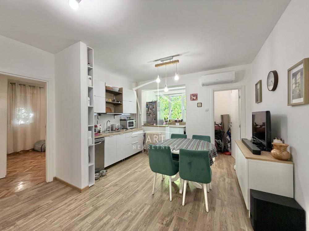 Stan na prodaju u Beogradu, Banovo brdo, dvosoban, 55m2, cena 139900 evra