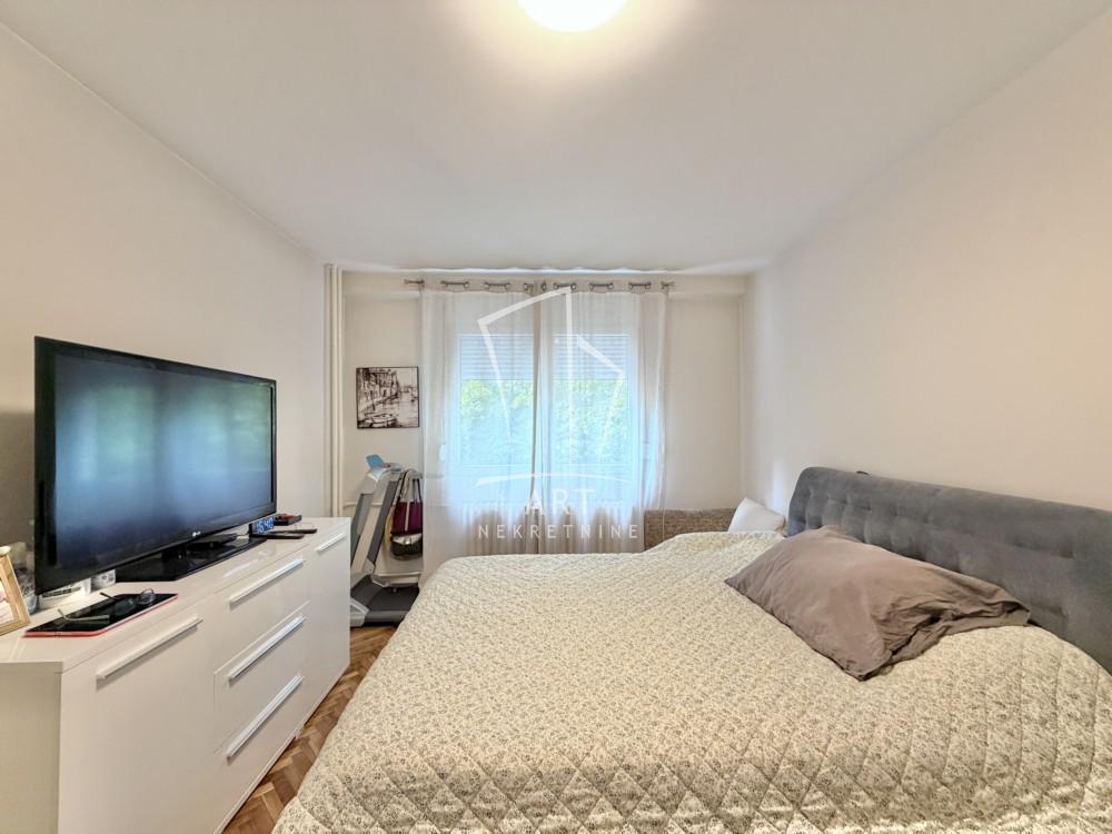 Stan na prodaju u Beogradu, Banovo brdo, dvosoban, 55m2, cena 139900 evra