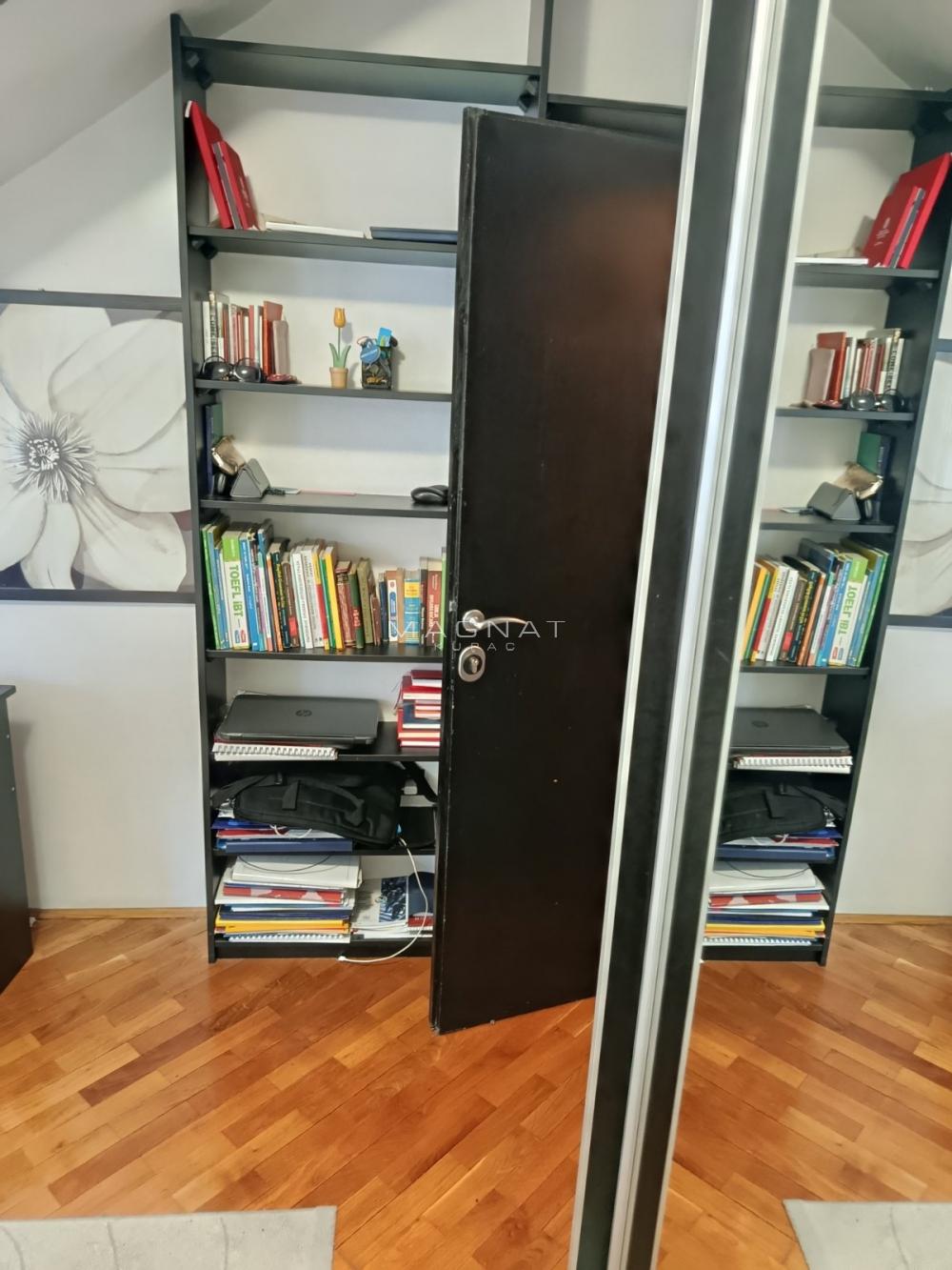 Stan na prodaju u Beogradu, Vračar, dvosoban, 53m2, cena 215000 evra