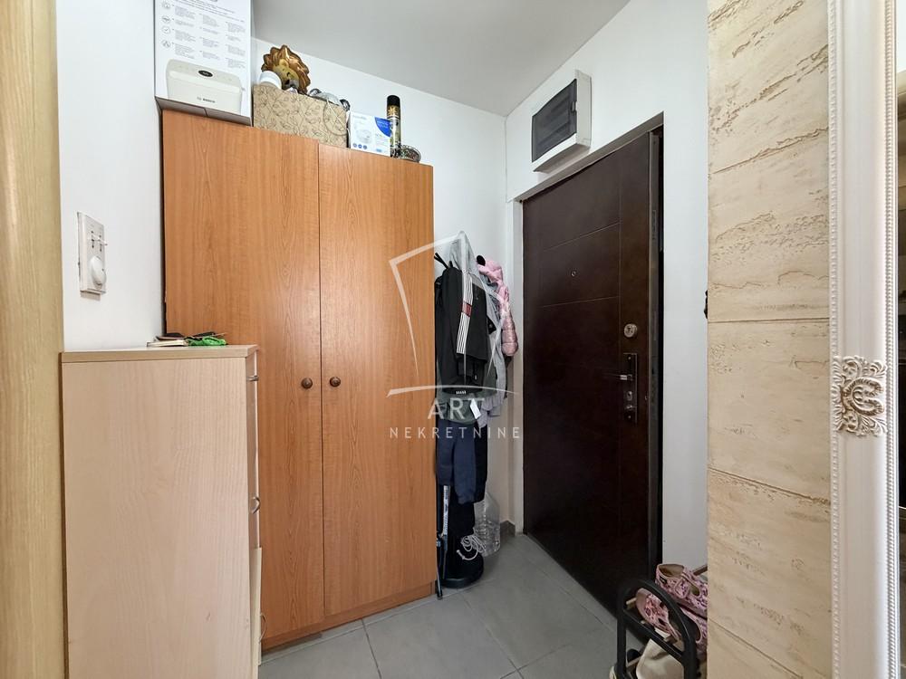 Stan na prodaju u Beogradu, Novi Beograd, dvosoban, 47m2, cena 125000 evra