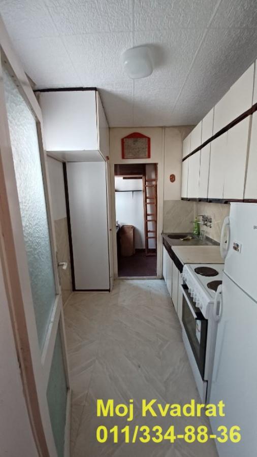 Stan na prodaju u Beogradu, Novi Beograd blok 70 (Kineski TC), dvosoban, 67m2, cena 238000 evra