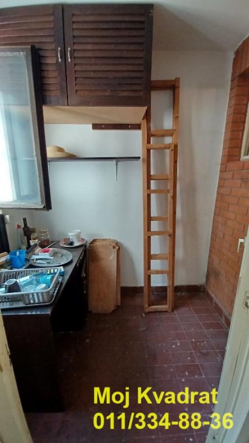 Stan na prodaju u Beogradu, Novi Beograd blok 70 (Kineski TC), dvosoban, 67m2, cena 238000 evra