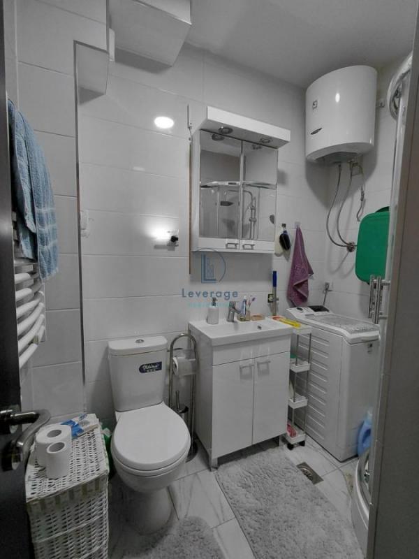 Stan na prodaju u Beogradu, Voždovac, dvoiposoban, 47m2, cena 150000 evra