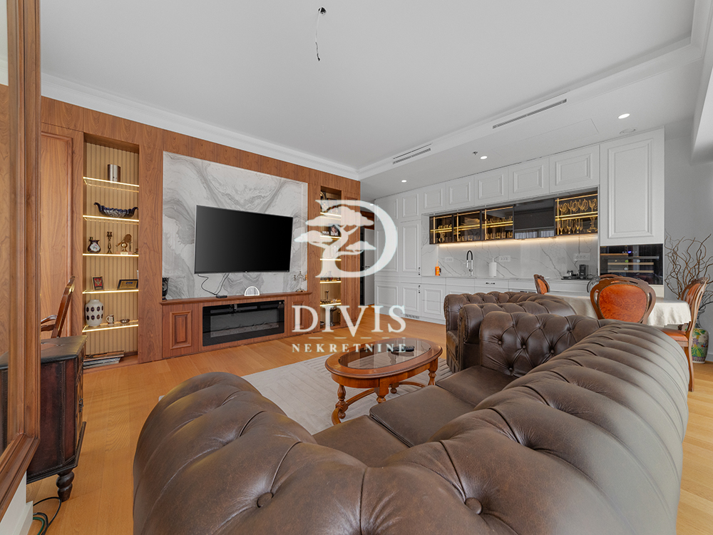 Stan na prodaju u Beogradu, Novi Beograd, trosoban, 95m2, cena 590000 evra