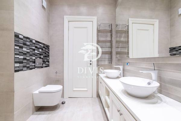 Stan na prodaju u Beogradu, Vračar (Hram), 152m2, cena 640000 evra