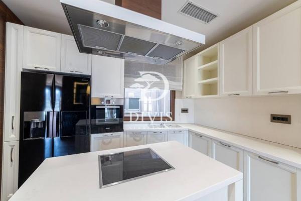 Stan na prodaju u Beogradu, Vračar (Hram), 152m2, cena 640000 evra