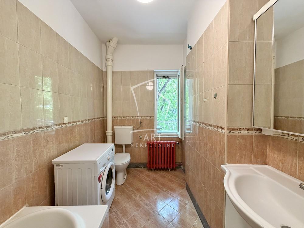 Stan na prodaju u Beogradu, Novi Beograd, dvosoban, 51m2, cena 199000 evra