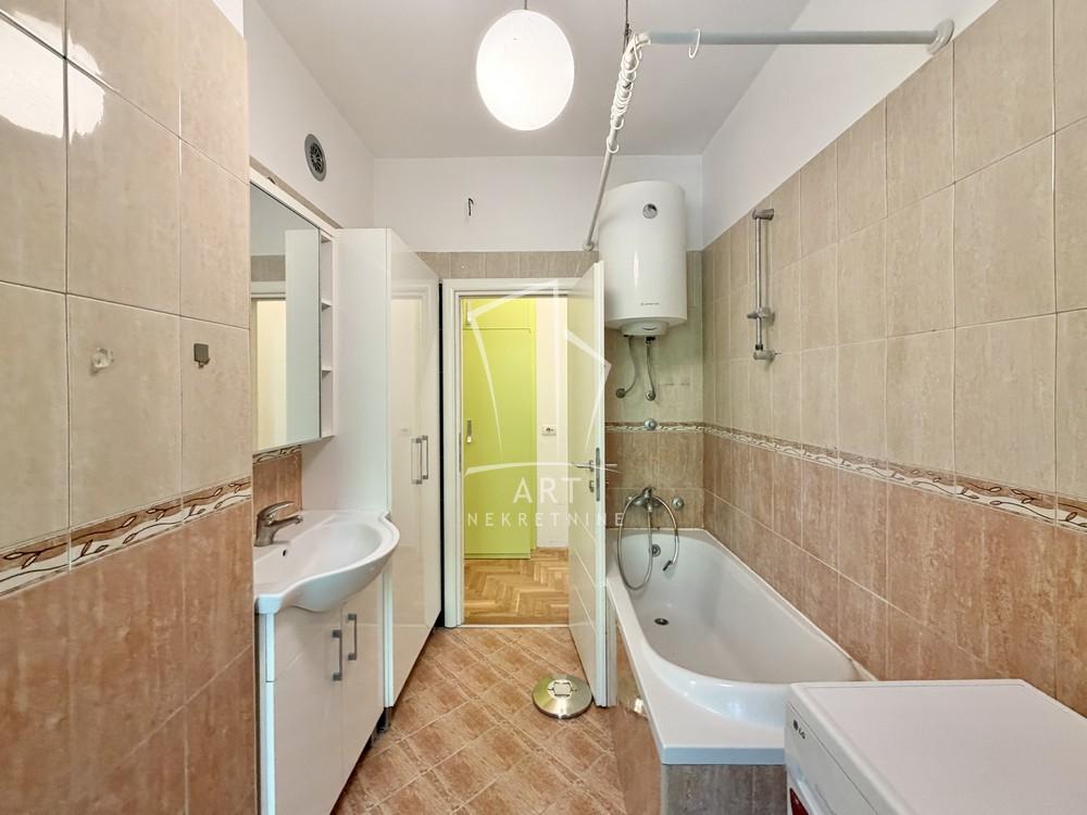 Stan na prodaju u Beogradu, Novi Beograd, dvosoban, 51m2, cena 199000 evra