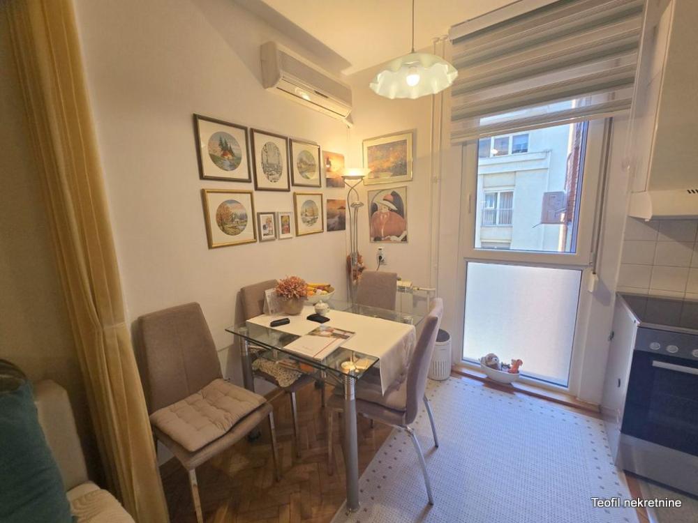 Stan na prodaju u Beogradu, Vukov spomenik, jednoiposoban, 39m2, cena 188000 evra