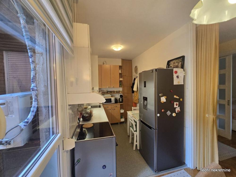 Stan na prodaju u Beogradu, Vukov spomenik, jednoiposoban, 39m2, cena 188000 evra