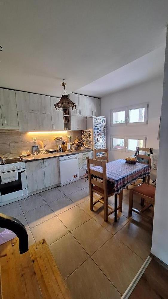 Stan na prodaju u Beogradu, Bulbulder, 140m2, cena 339000 evra