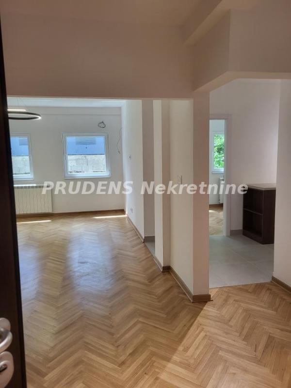 Stan na prodaju u Beogradu, Beograd (centar), jednoiposoban, 48m2, cena 205000 evra