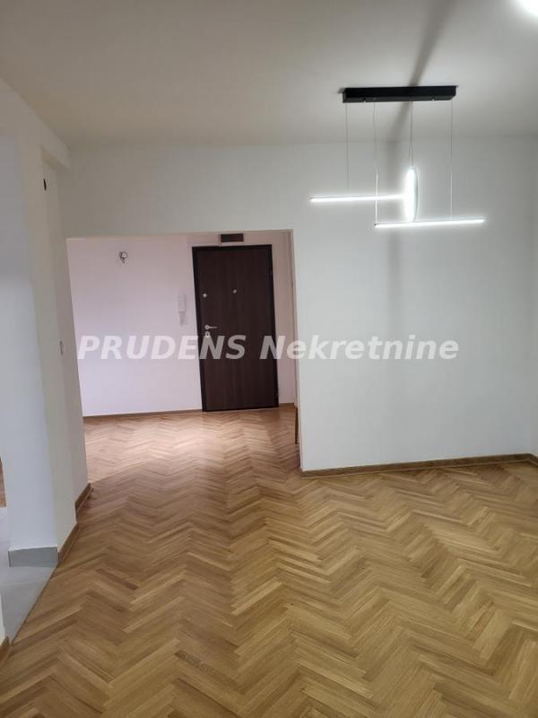 Stan na prodaju u Beogradu, Beograd (centar), jednoiposoban, 48m2, cena 205000 evra