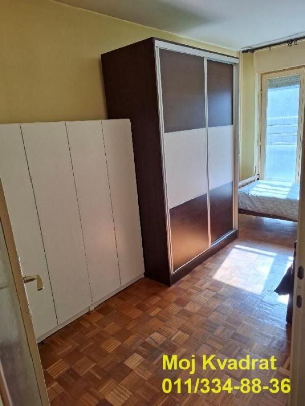 Stan na prodaju u Beogradu, Crveni Krst, troiposoban, 90m2, cena 295000 evra