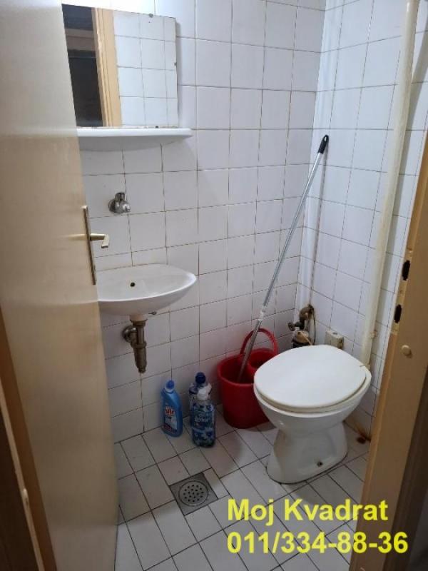 Stan na prodaju u Beogradu, Crveni Krst, troiposoban, 90m2, cena 295000 evra