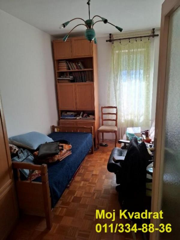 Stan na prodaju u Beogradu, Crveni Krst, troiposoban, 90m2, cena 295000 evra