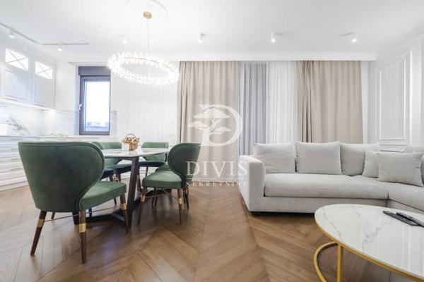 Stan na prodaju u Beogradu, Vračar (Centar), trosoban, 115m2, cena 699990 evra