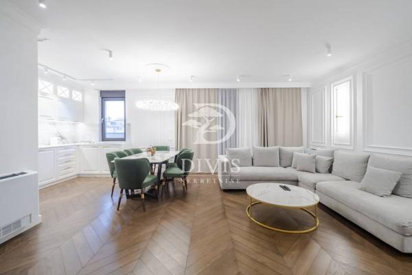 Stan na prodaju u Beogradu, Vračar (Centar), trosoban, 115m2, cena 699990 evra