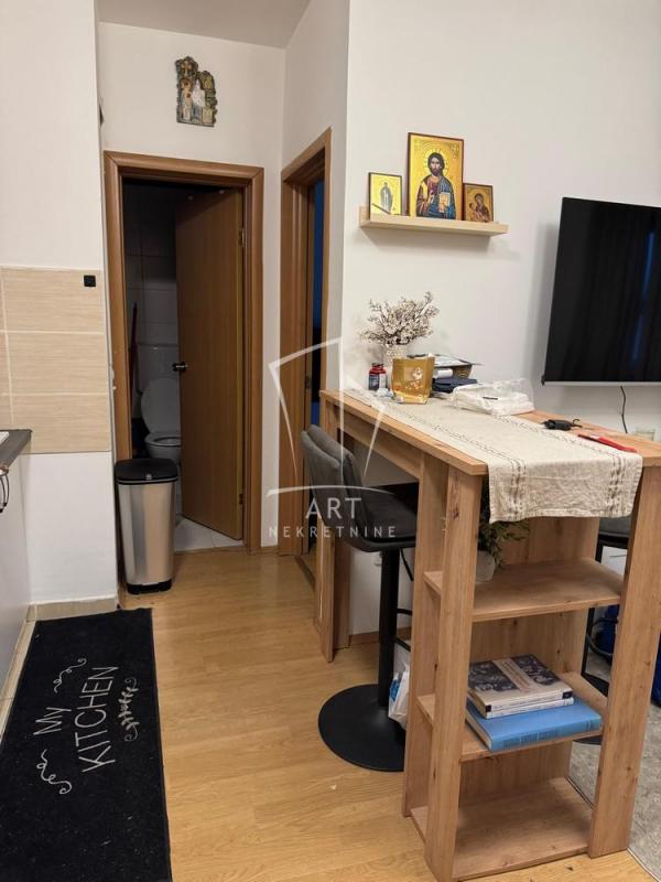 Stan na prodaju u Beogradu, Palilula, jednoiposoban, 33m2, cena 84000 evra