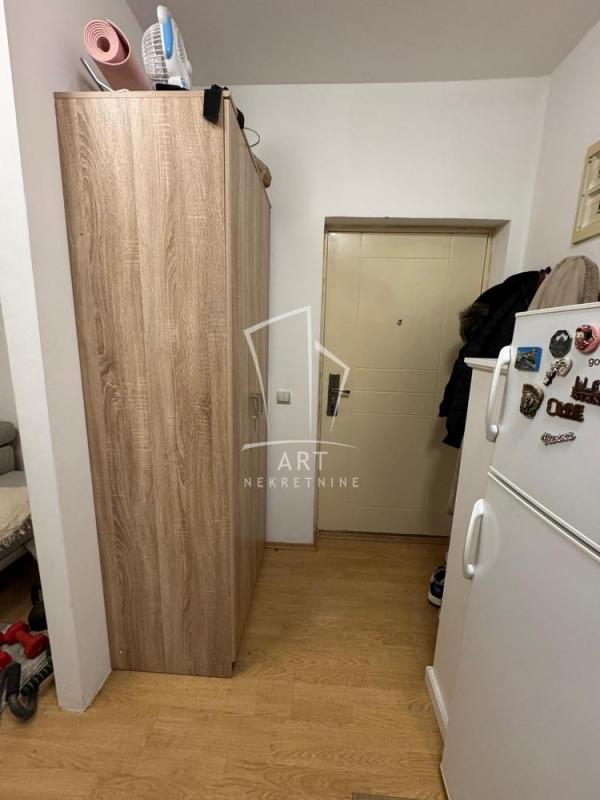 Stan na prodaju u Beogradu, Palilula, jednoiposoban, 33m2, cena 84000 evra