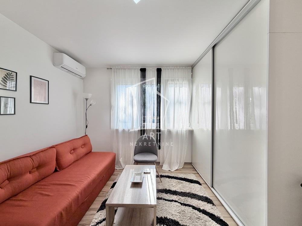 Stan na prodaju u Beogradu, Banovo brdo, 22m2, cena 92000 evra