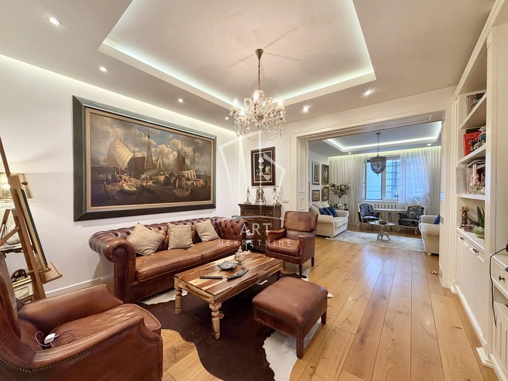 Stan na prodaju u Beogradu, Stari grad, trosoban, 84m2, cena 417000 evra